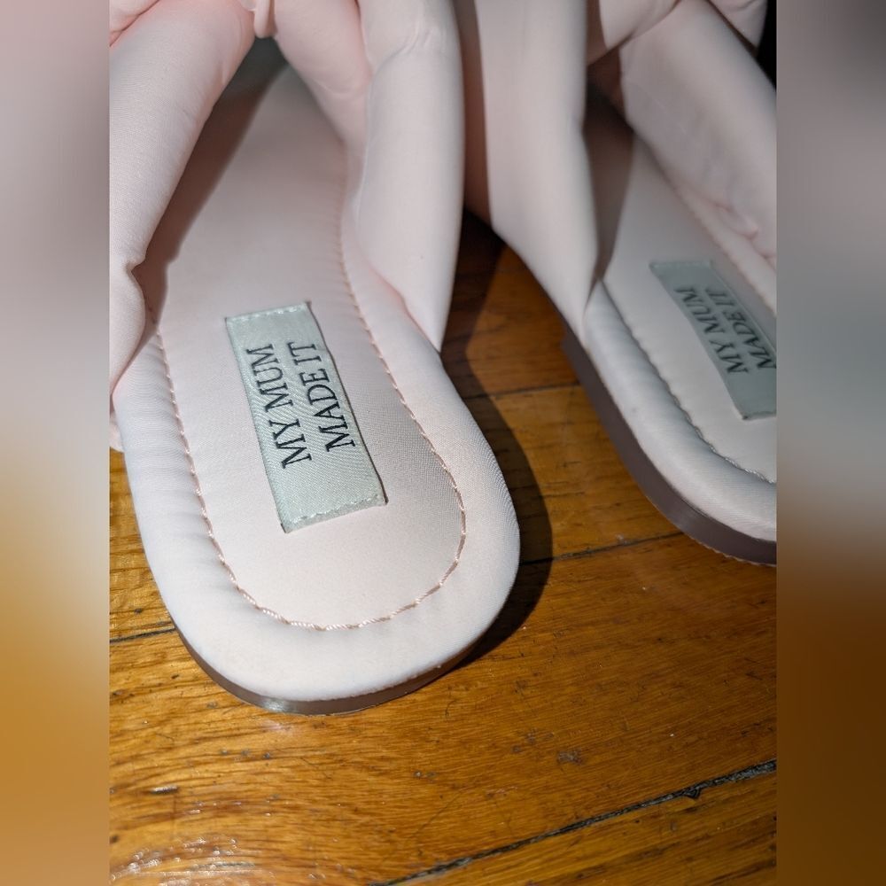 My Mum Made It Pink Padded Slippers Size EU 40 US 9 Normcore Slides Knotted - Picture 3 of 5